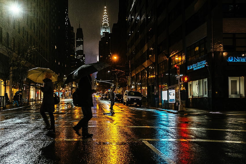 Light people New York City Rain Street Night []、モバイル、タブレット向け。 シティレインを探索してください。 シティレイン、レイン、レイン、レインナイトシティ 高画質の壁紙