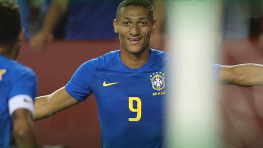 Liverpool, England, 13th March 2022. Richarlison of Everton during the  Premier League match at Goodison Park, Liverpool. Picture credit should  read: Darren Staples / Sportimage Stock Photo - Alamy