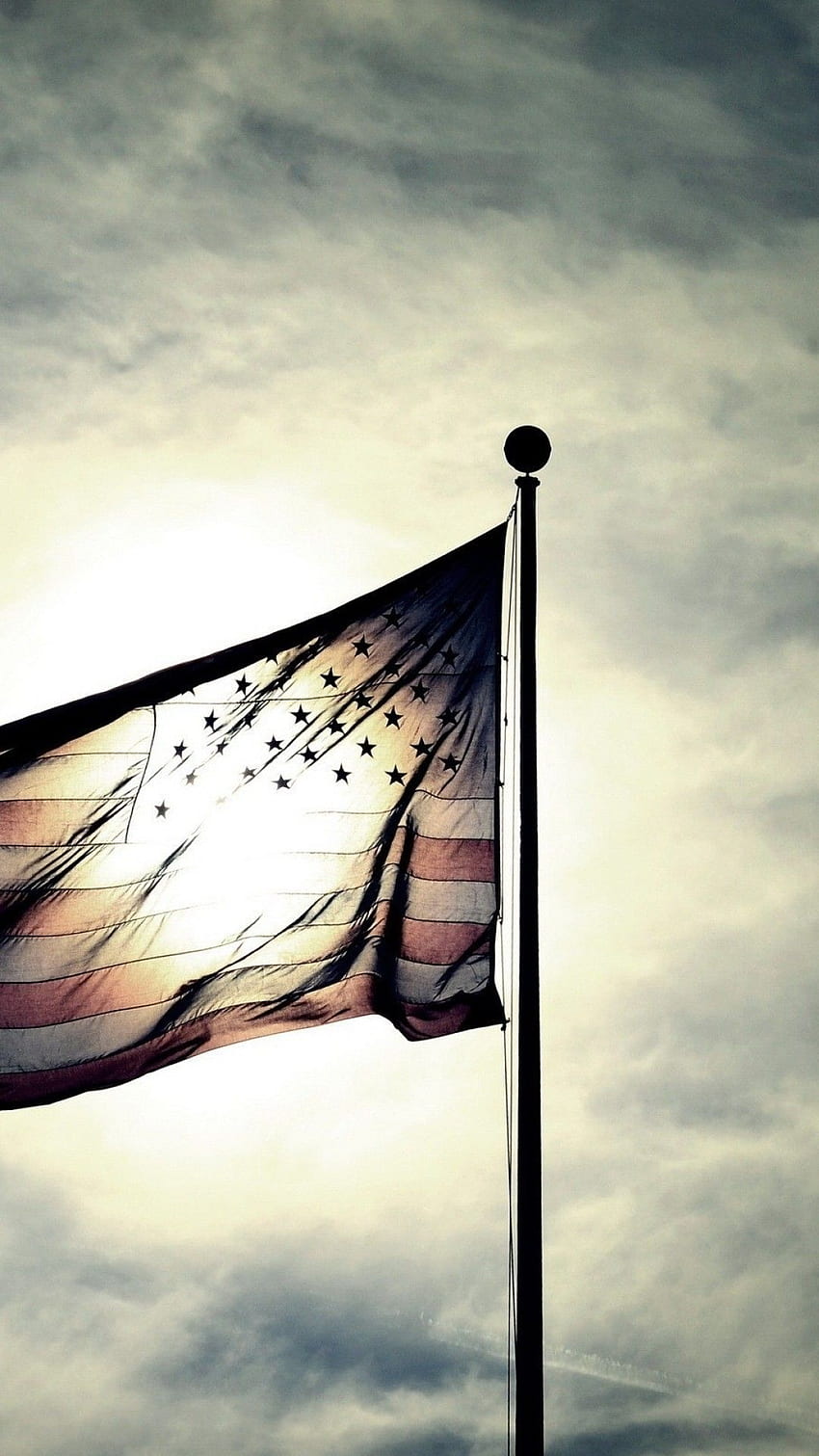 Fajny iPhone z amerykańską flagą Tapeta na telefon HD