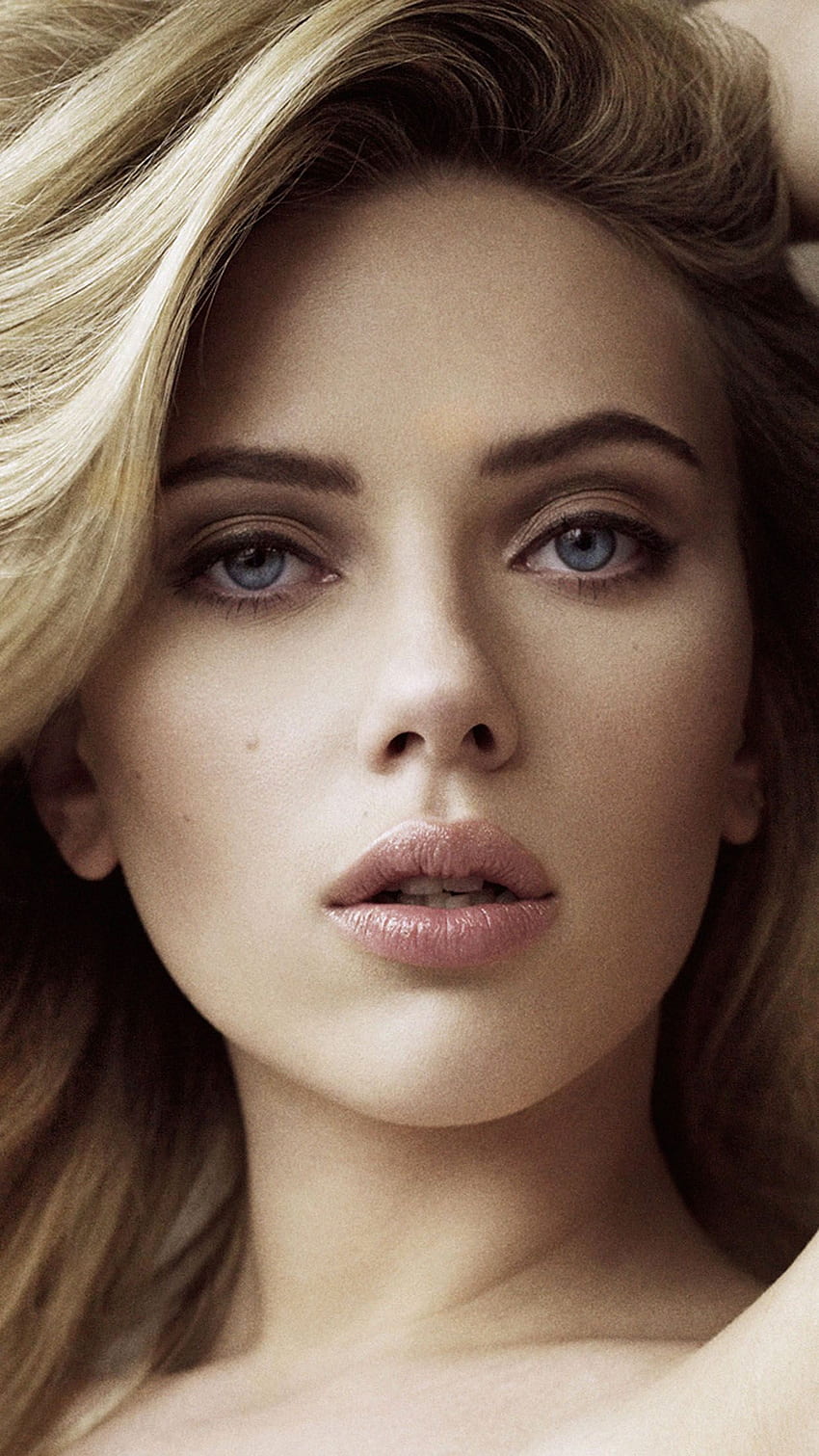 Scarlett Johansson rubia ojos azules androide fondo de pantalla del teléfono