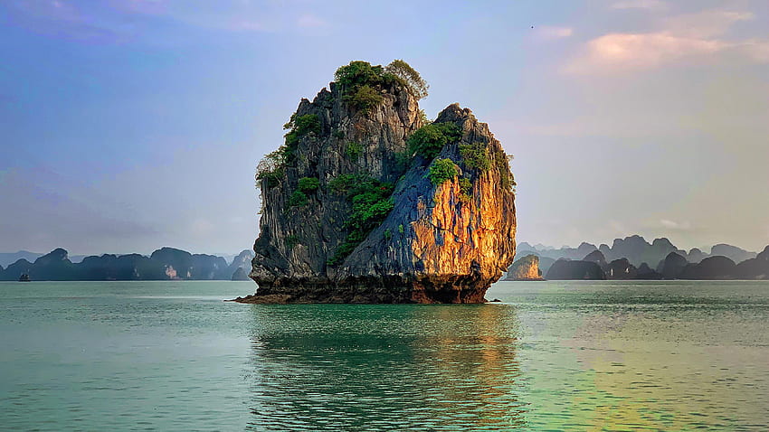 Bahía de Halong, Vietnam [3840 x 2160]: fondo de pantalla