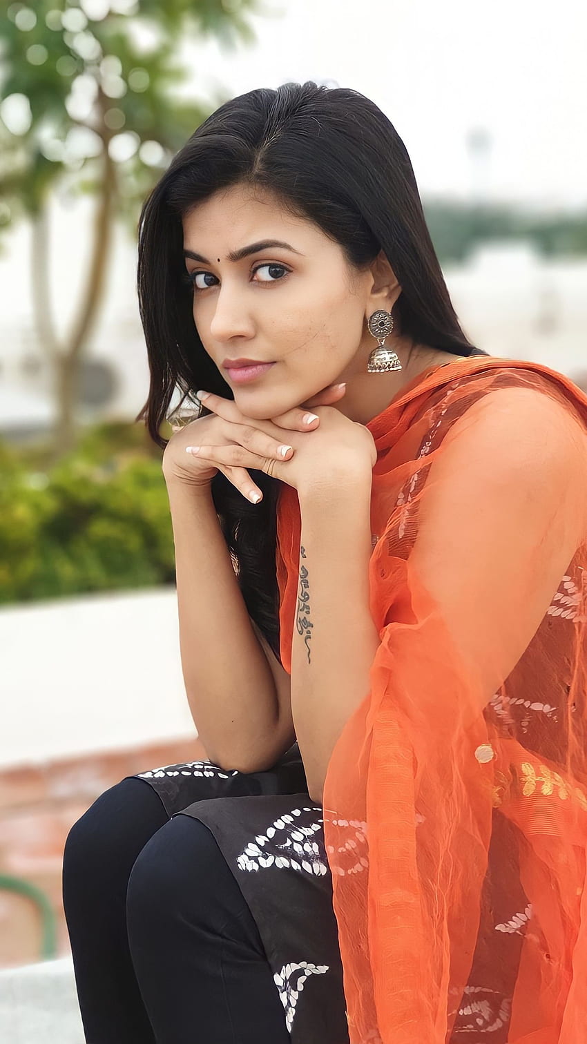 Anju Kurein, malayalam actress HD phone wallpaper