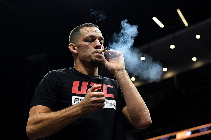 Nate Diaz สตาร์ UFC จุดไฟที่ข้อต่อระหว่างการออกกำลังกายแบบเปิด Nick Diaz วอลล์เปเปอร์ HD