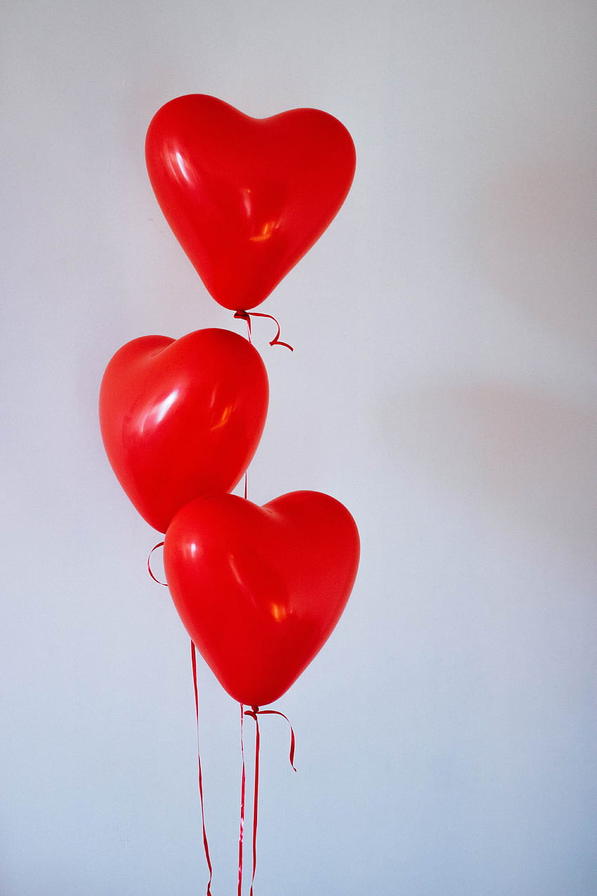 Drei rote Herzballons · Lager HD-Handy-Hintergrundbild