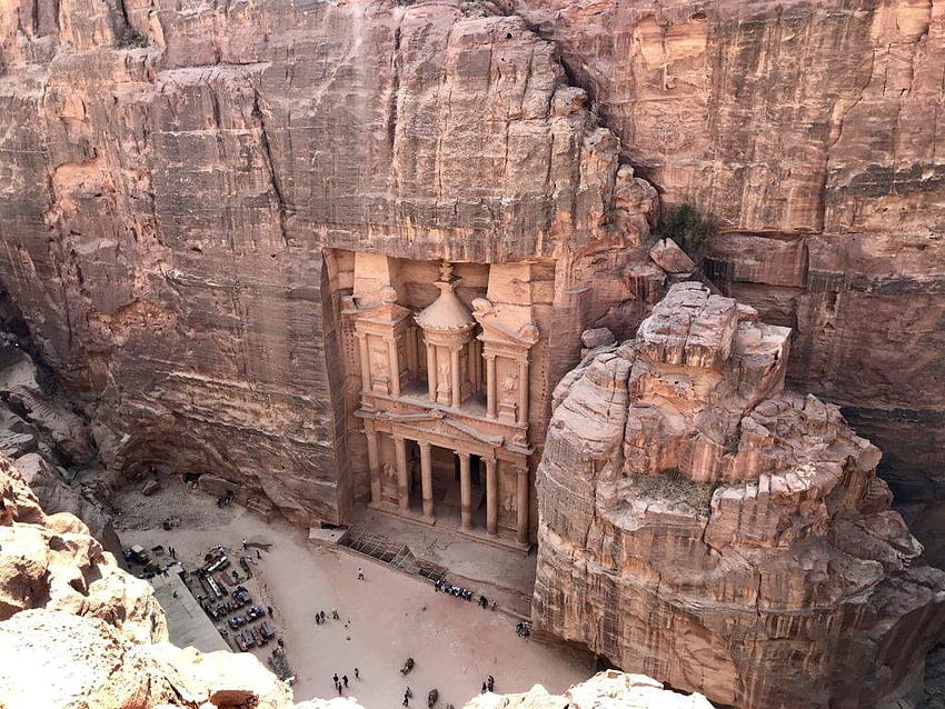 Best Places to Visit in Jordan - Ruins, Deserts, Beaches and Hiking, Petra Jordan HD wallpaper