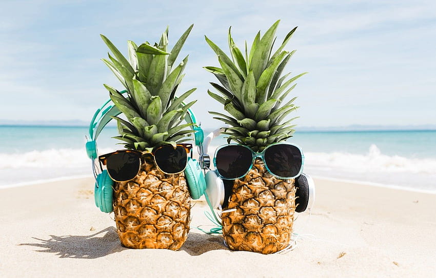 le sable, mer, plage, été, rester, écouteurs, des lunettes, été, ananas, heureux, plage, vacances, mer, écouteurs, le sable, drôle pour , section настроения, Ananas avec des lunettes de soleil Fond d'écran HD