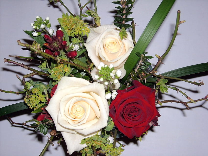 Wedding Bouquet, rose, white, bouquet, roses, red HD wallpaper