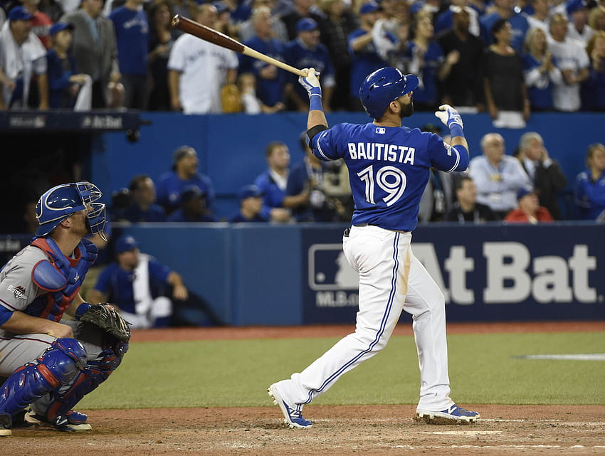 Jones' flip flop: Maybe Jose Bautista bat flip wasn't so bad