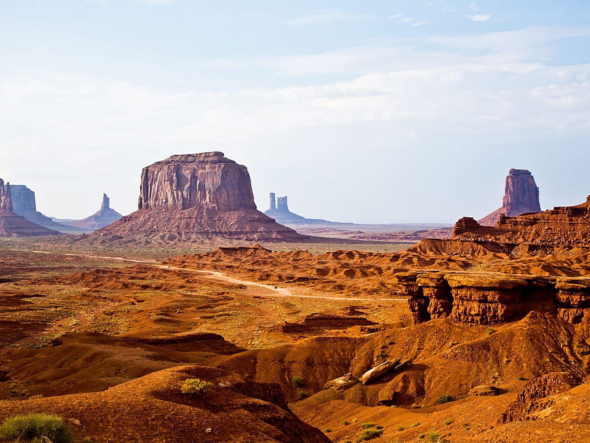 Area desertica del selvaggio West in America Parco tribale Navajo della Monument Valley in Arizona Stati Uniti, Wild Western Sfondo HD