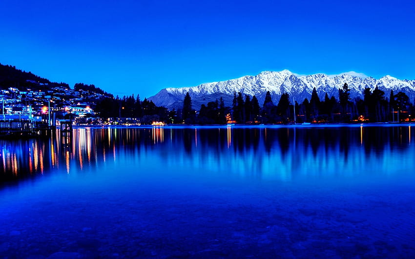 Queenstown and Lake Wakatipu, 夕暮れ, ニュージーランド、青い山, 湖、夜 高画質の壁紙