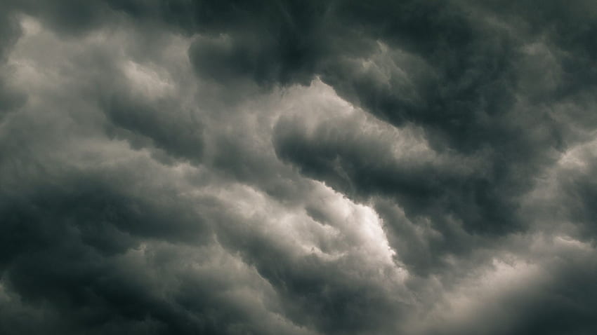 Awan Badai Gelap Nyata, Langit Badai, Langit Dramatis Wallpaper HD