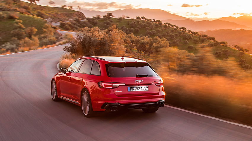 Audi RS4 Avant & Tapeta HD