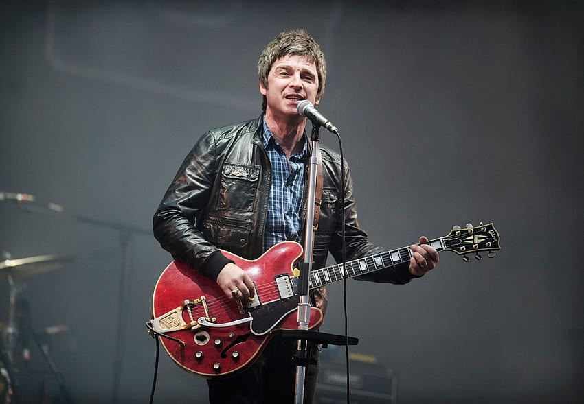 L'epica sessione di presa di fine anno di Noel Gallagher affronta Kanye West Sfondo HD