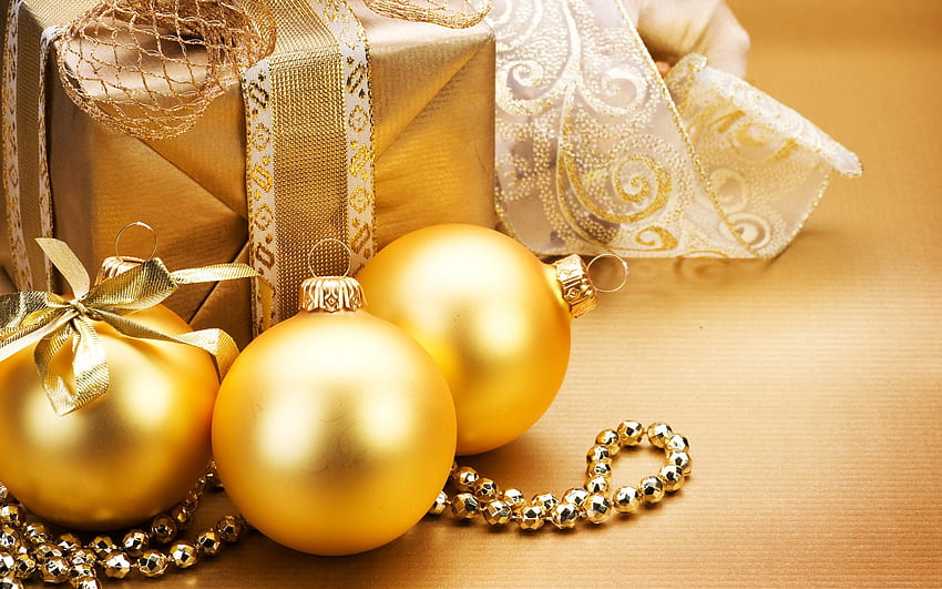 Christmas Time 2 - for my friend grandmere, christmas gift, decoration, beautiful, balls, gold colour HD wallpaper