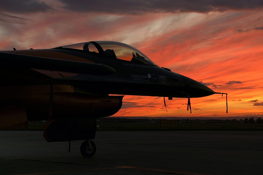 F-16 (J-015), реактивен, f16, нед, борба, самолет, сокол, оранжев HD тапет