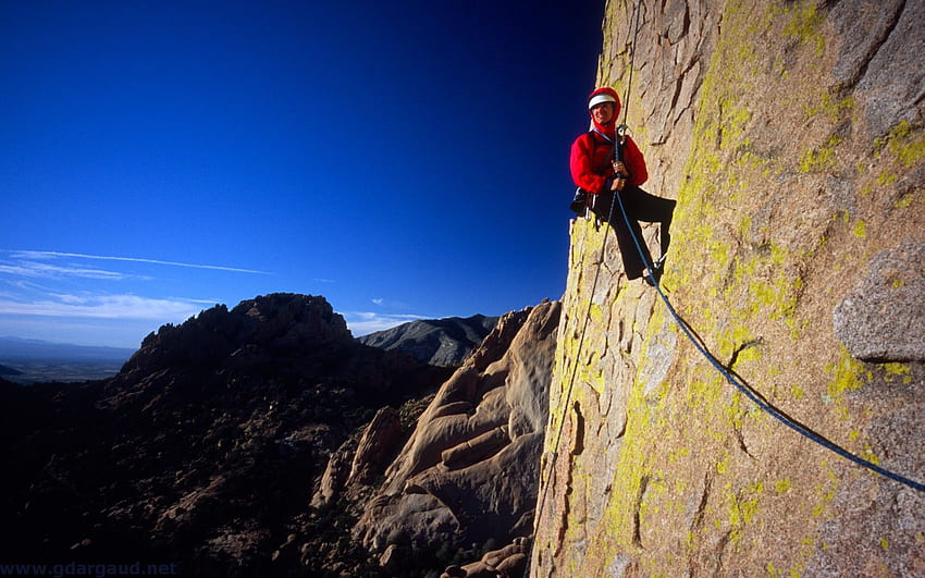 Rock Climbing - & Background, Mountain Climbing HD wallpaper