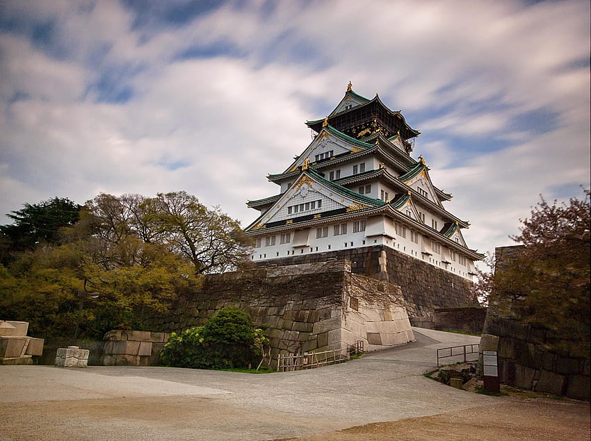 Osaka Castle and Background HD wallpaper