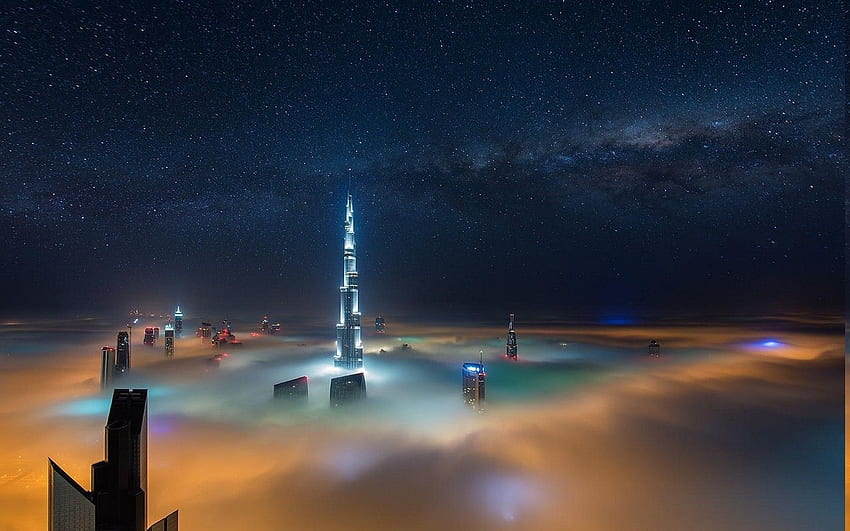 paisaje urbano larga exposición vía láctea niebla rascacielos dubai noche estrellada, Stary Skies Colorful fondo de pantalla