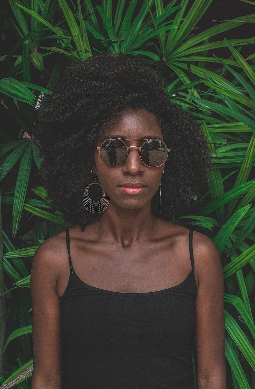 Fille noire, femme afro Fond d'écran de téléphone HD