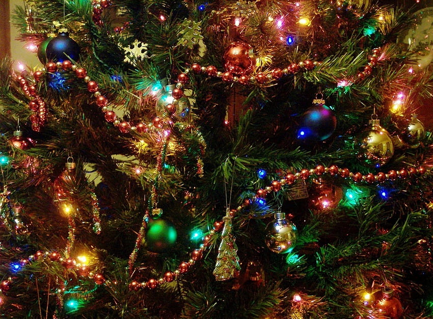 Festività, Capodanno, Decorazioni, Vacanza, Decorazioni natalizie, Giocattoli per l'albero di Natale, Albero di Natale, Ghirlanda, Umore, Ghirlande Sfondo HD