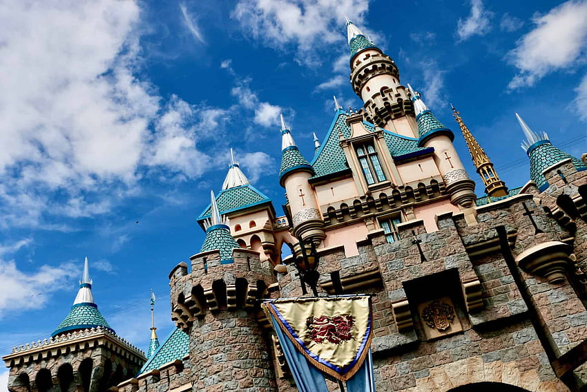 and Enjoy These Disneyland Sleeping Beauty Castle - WDW News Today HD wallpaper