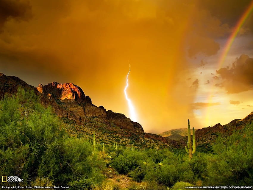 Lightning , Superstition Mountains National. Background HD wallpaper