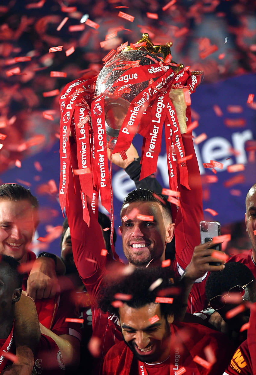 gallery: Il Liverpool alza il trofeo della Premier League ad Anfield - Liverpool FC, Liverpool Team Sfondo del telefono HD