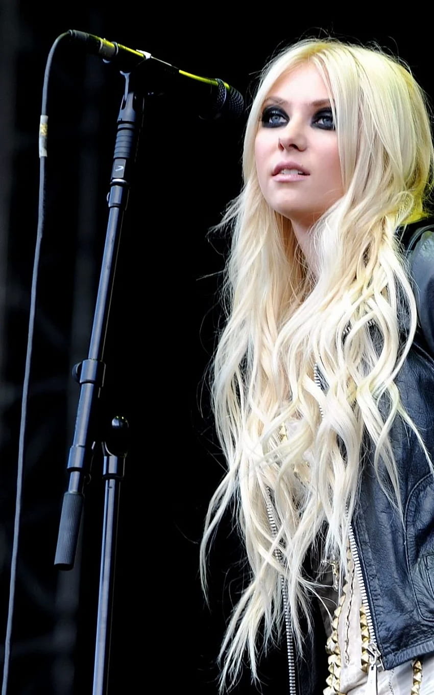 Taylor Momsen Early [] for your , Mobile & Tablet. Explore Taylor Momsen . Pretty Reckless , Taylor Momsen HD phone wallpaper