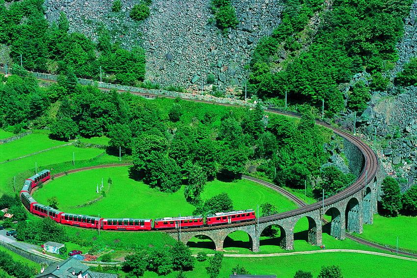 Туристическа атракция Bernina Express в Швейцария, Glacier Express HD тапет