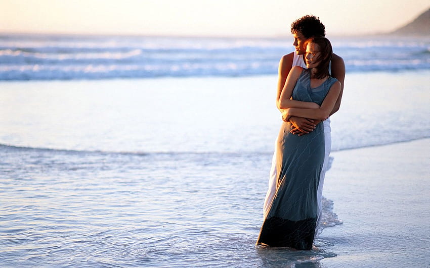 Romantic Couple In Sea Beach - - - Tip, Beach Romance HD wallpaper