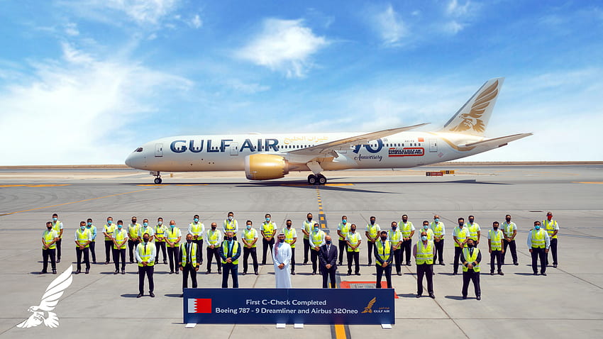 gulf air carries out first in house c check on its boeing 787 9 dreamliner and airbus a320neo HD wallpaper