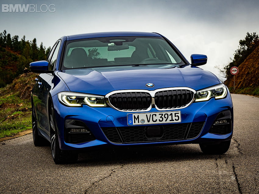 G20 BMW 3 Series graphed in the Portimao Blue color HD wallpaper