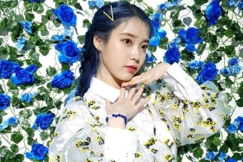 Bagaimana Fans K Pop Korea Menjadi Liar Untuk Mini Album Love Poem Baru IU Minggu Ini, Dengan Lagu Utama Blueming Memuncaki Tangga Lagu. Pos Pagi Cina Selatan Wallpaper HD