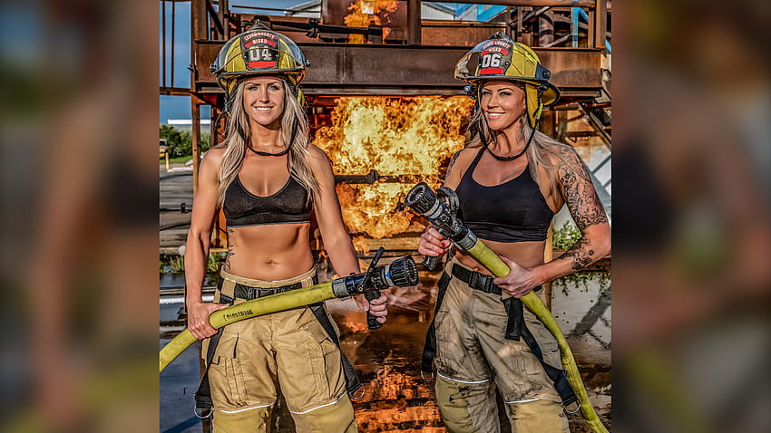 Edmonton firefighters' steamy calendar now includes women, Female Firefighter HD wallpaper