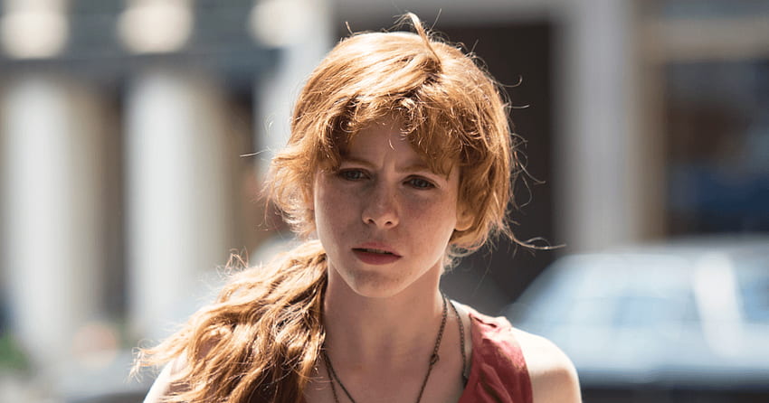 Sophia lillis as beverly marsh hi-res stock photography and images - Alamy