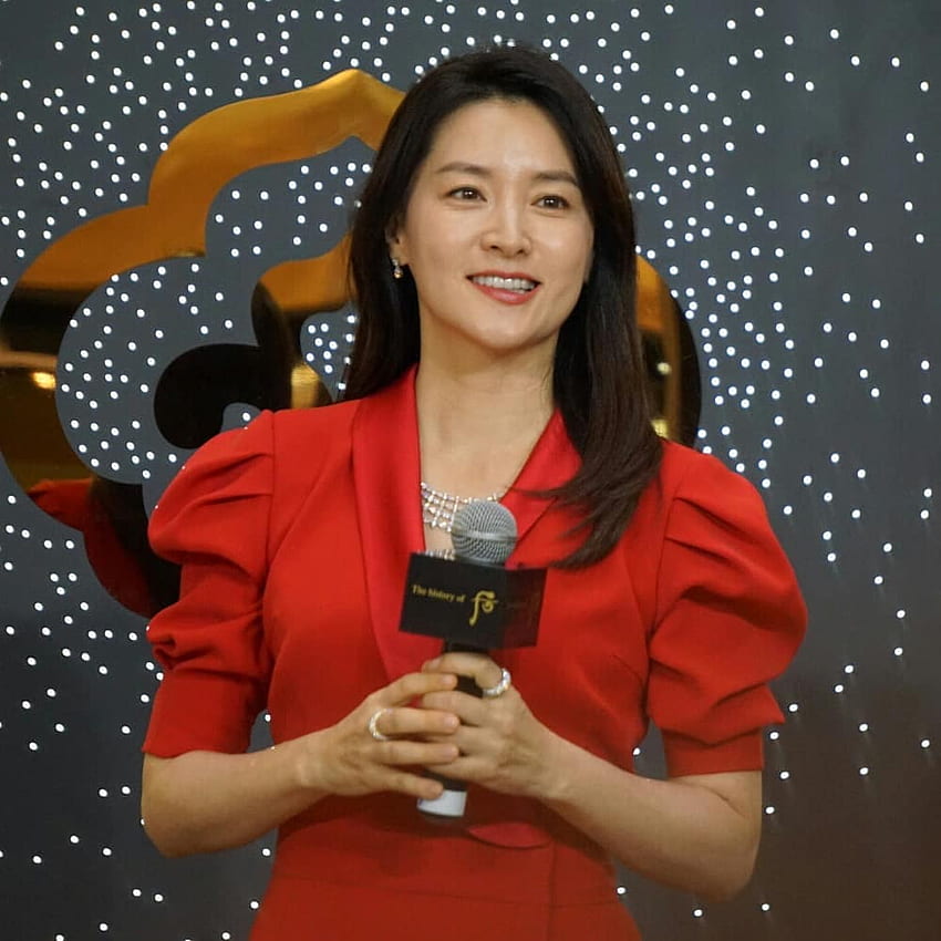 Lee Young como actriz surcoreana fondo de pantalla del teléfono