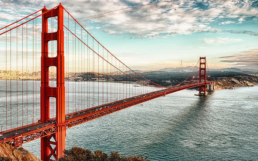 ゴールデン ゲート ブリッジ、吊り橋、サンフランシスコ、ゴールデン ゲート海峡、夕方、日没、赤い橋、スカイライン、ランドマーク、カリフォルニア州、アメリカ合衆国の解像度. 高品質 高画質の壁紙