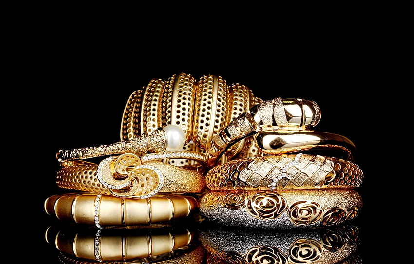 macro, reflection, gold, ring, diamonds, bracelet, black HD wallpaper