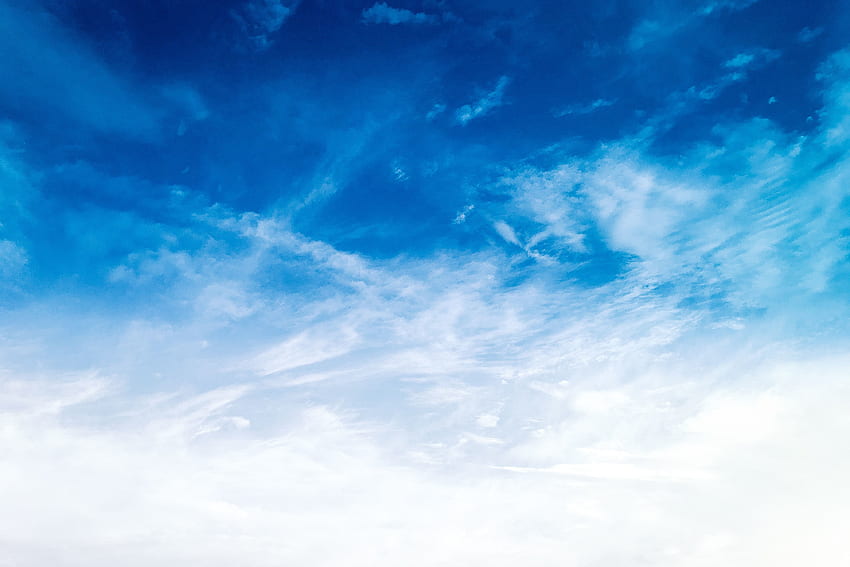 Clouds and blue sky, sunny day HD wallpaper