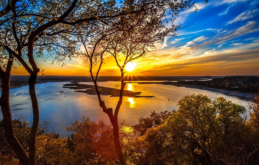 แม่น้ำพระอาทิตย์ตก แม่น้ำ รังสี แสงแดด เรืองแสง สวย การสะท้อน ต้นไม้ วิว ท้องฟ้า น้ำ พระอาทิตย์ตก วอลล์เปเปอร์ HD