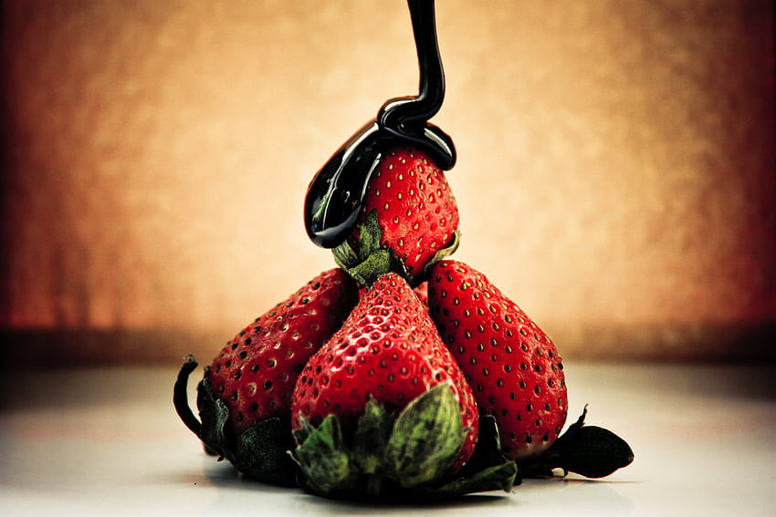 Strawberry, sweet, fruit, choco, red HD wallpaper