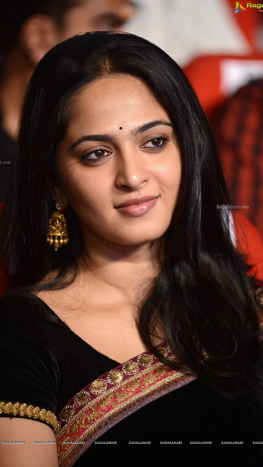 Tamil Heroine, Anushka Shetty, Anushka Shetty South HD phone wallpaper |  Pxfuel
