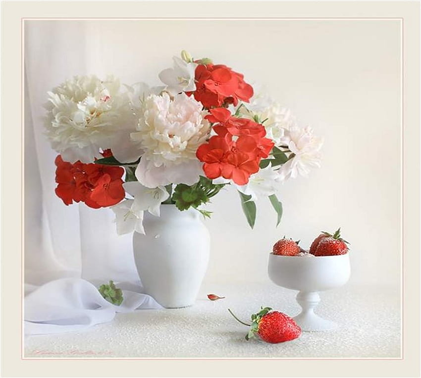 Blumen und Früchte, Stillleben, Erdbeere, Blume HD-Hintergrundbild