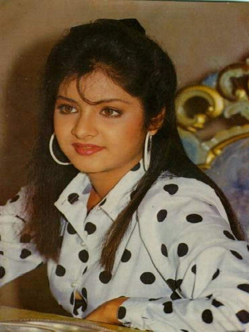 Divya Bharti, Divya Bharathi HD-Handy-Hintergrundbild