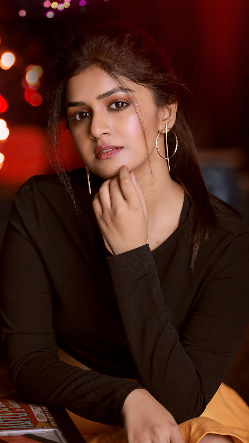 Sanjana Anand, Kannada-Schauspielerin, schön HD-Handy-Hintergrundbild