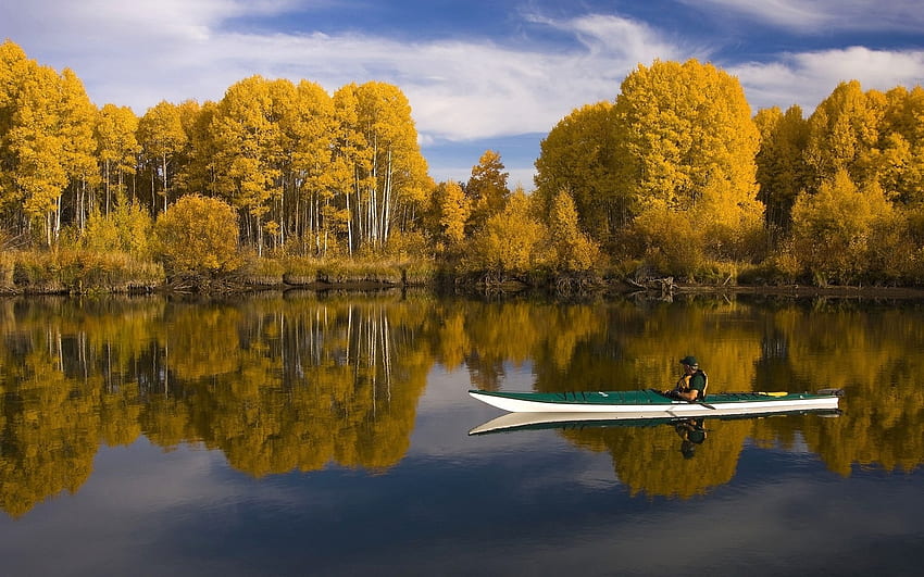 秋の湖でのカヤック、ボート、秋、カヤック、湖 高画質の壁紙