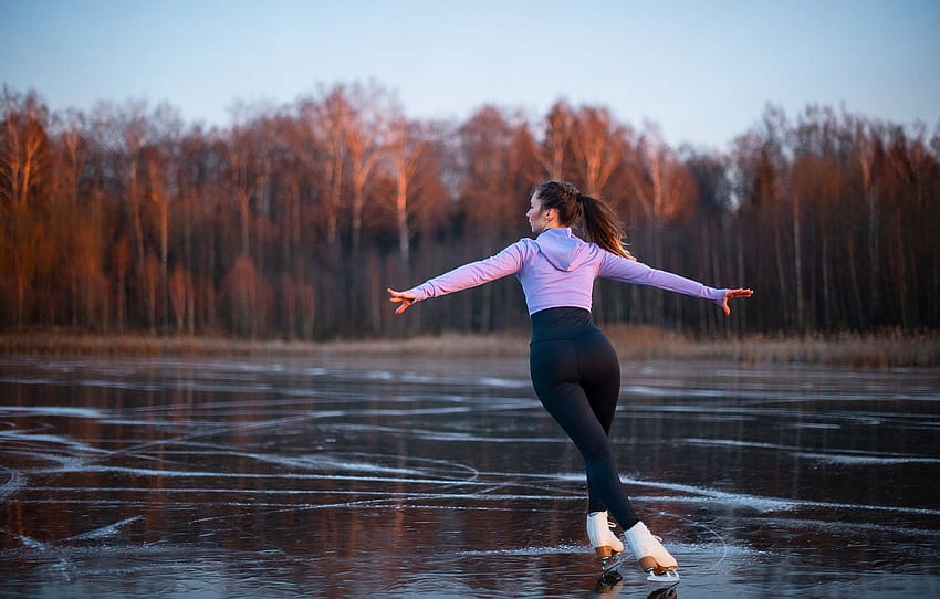 Russia's Kamila Valieva stumbles, finishes off podium in women's figure ...