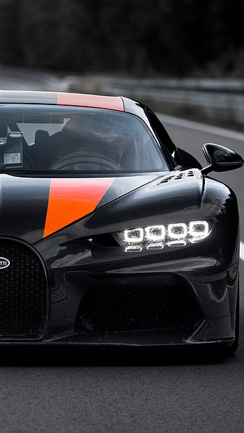 Hình nền của dòng siêu xe Chiron sẽ đưa bạn vào một thế giới tài năng và sự tinh tế của nhà thiết kế Bugatti. Cảm nhận sự độc đáo của thiết kế xe, động cơ khủng và sức mạnh tuyệt vời của siêu xe. Hãy xem hình ảnh liên quan để tận hưởng cảm giác tuyệt vời.