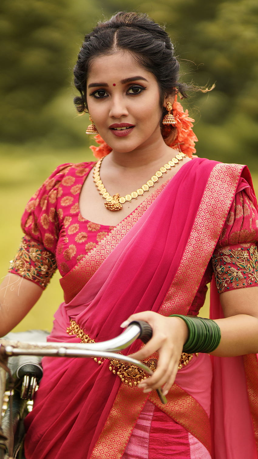 Anikha Surendran, modelka Tapeta na telefon HD