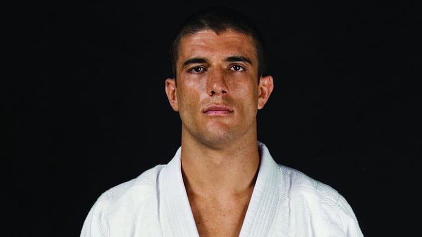 Rener Gracie - L'art du combat : Comment le Jiu Jitsu Brésilien fera de vous une meilleure personne, Helio Gracie Fond d'écran HD